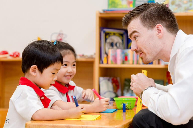 TRƯỜNG MẦM NON CANADAMAPLE BEAR